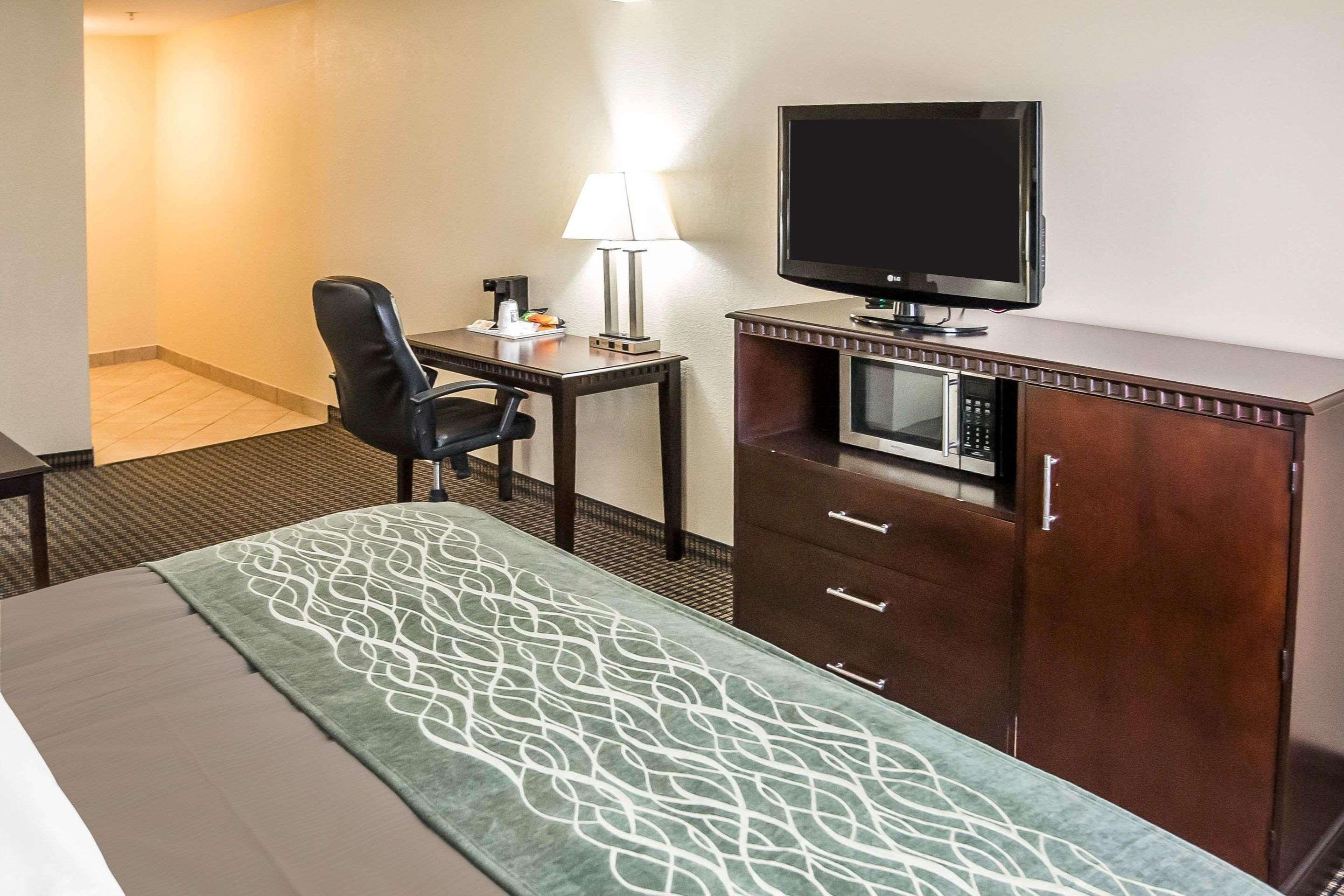 Econo Lodge Inn & Suites Monroe Luaran gambar