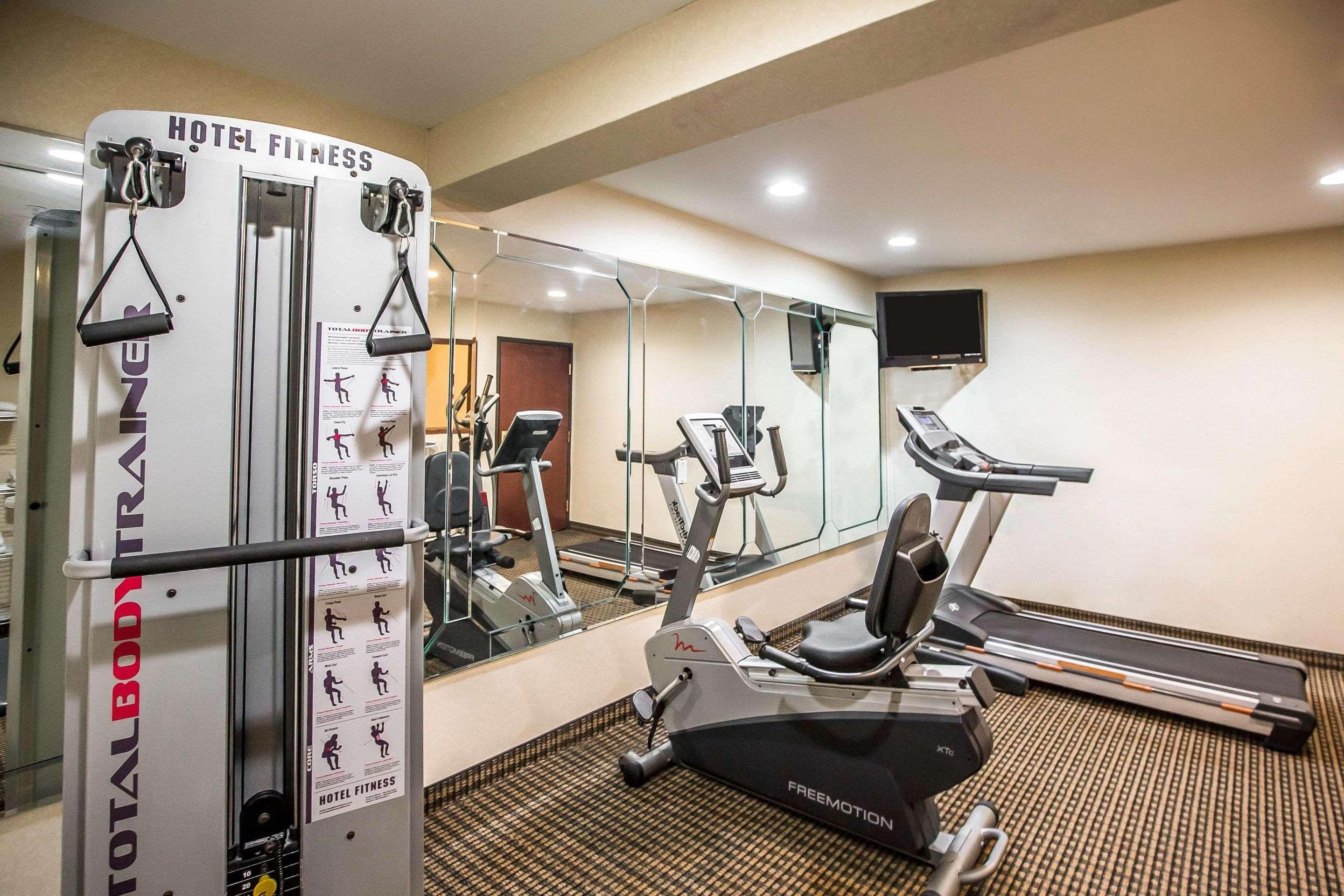 Econo Lodge Inn & Suites Monroe Luaran gambar
