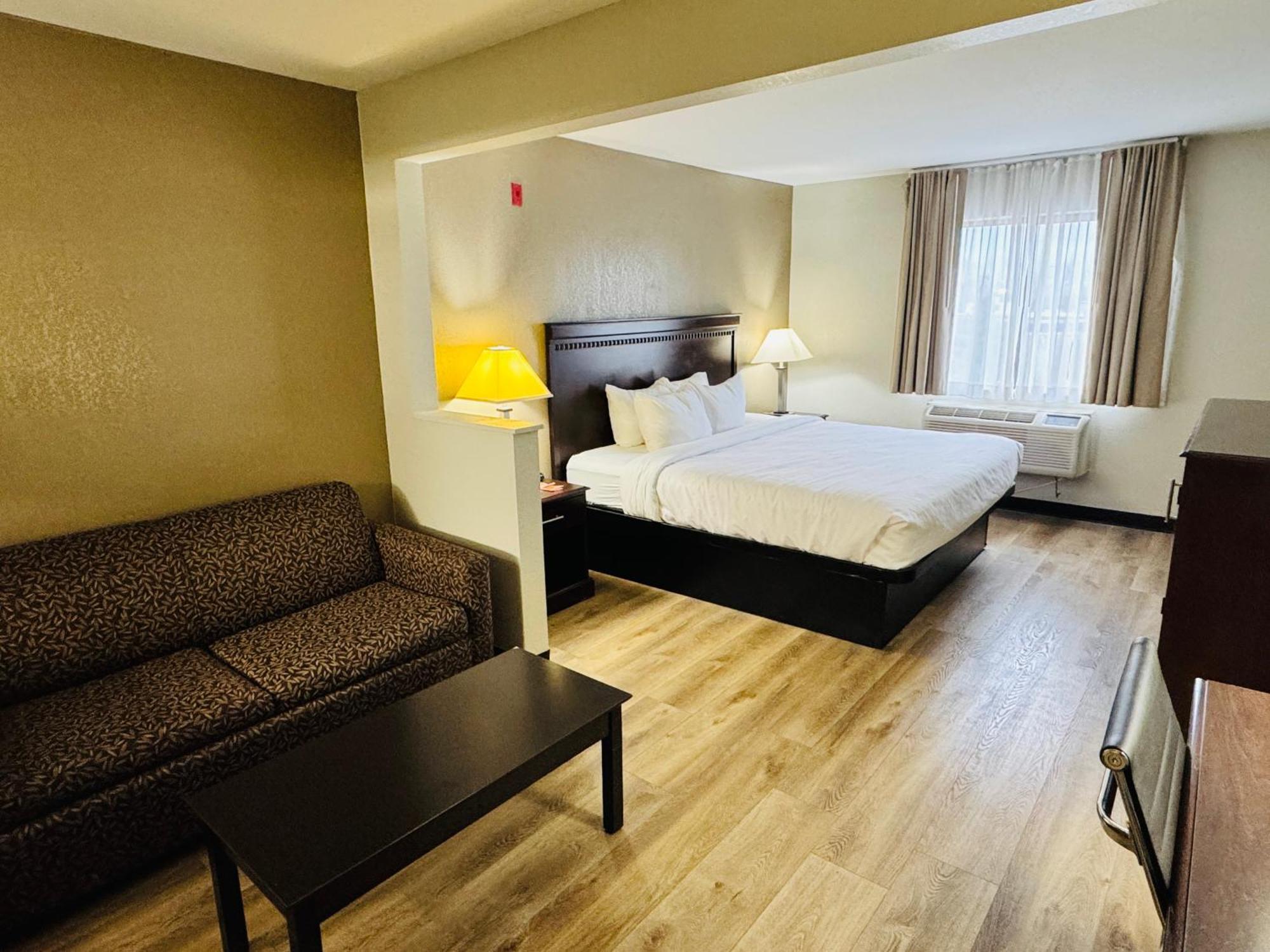 Econo Lodge Inn & Suites Monroe Luaran gambar